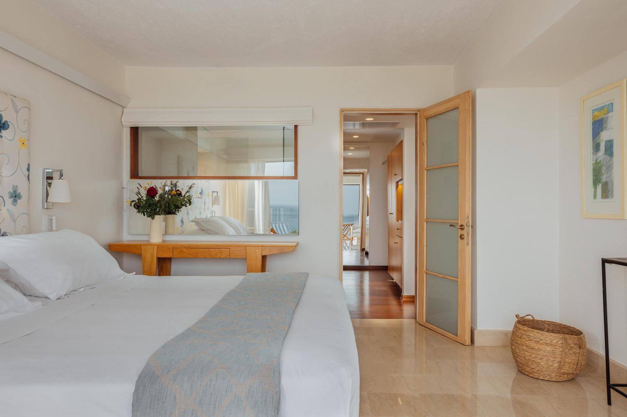 St. Nicolas Bay Resort Hotel & Villas Агиос-Николаос Экстерьер фото